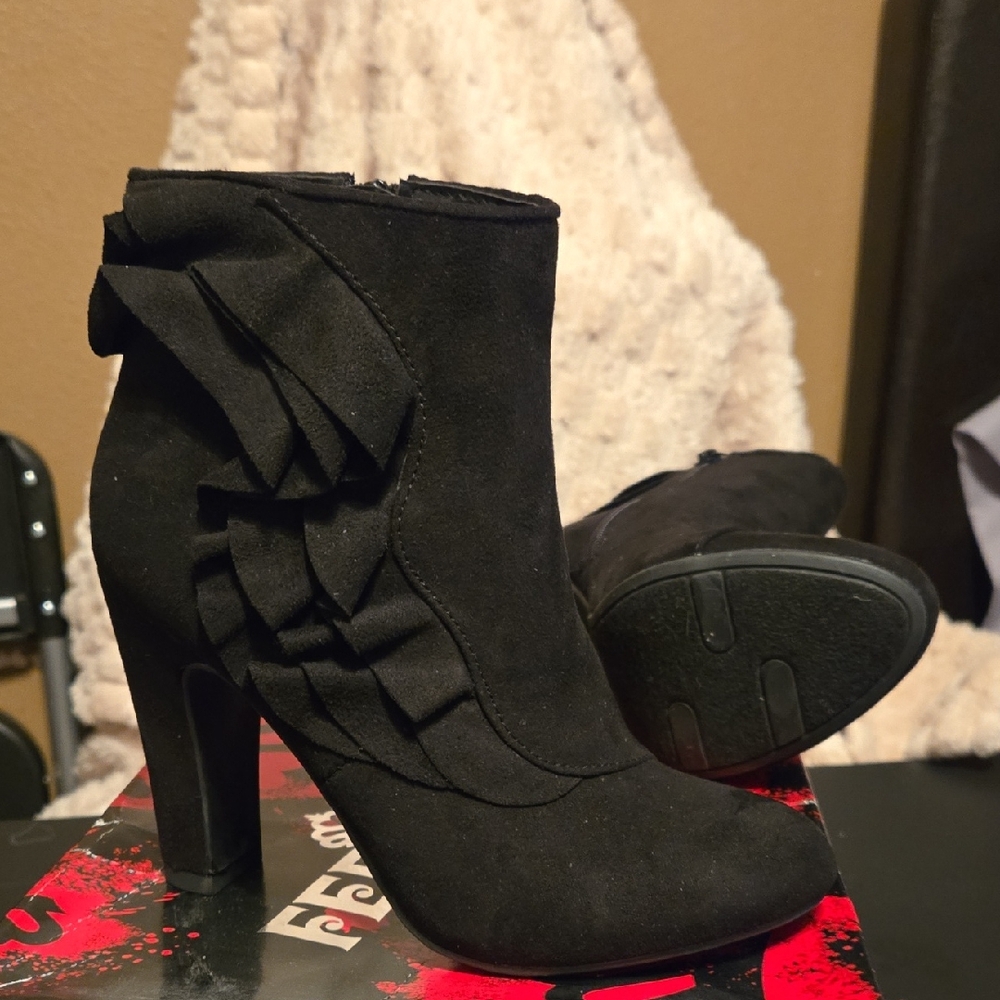 Black Suede Ankle Boots with Ruffle Detail